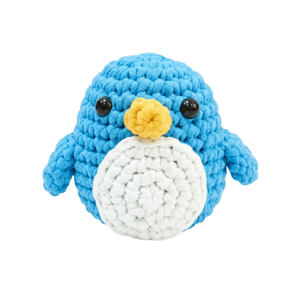 Little Penguin Mini Crochet Kit